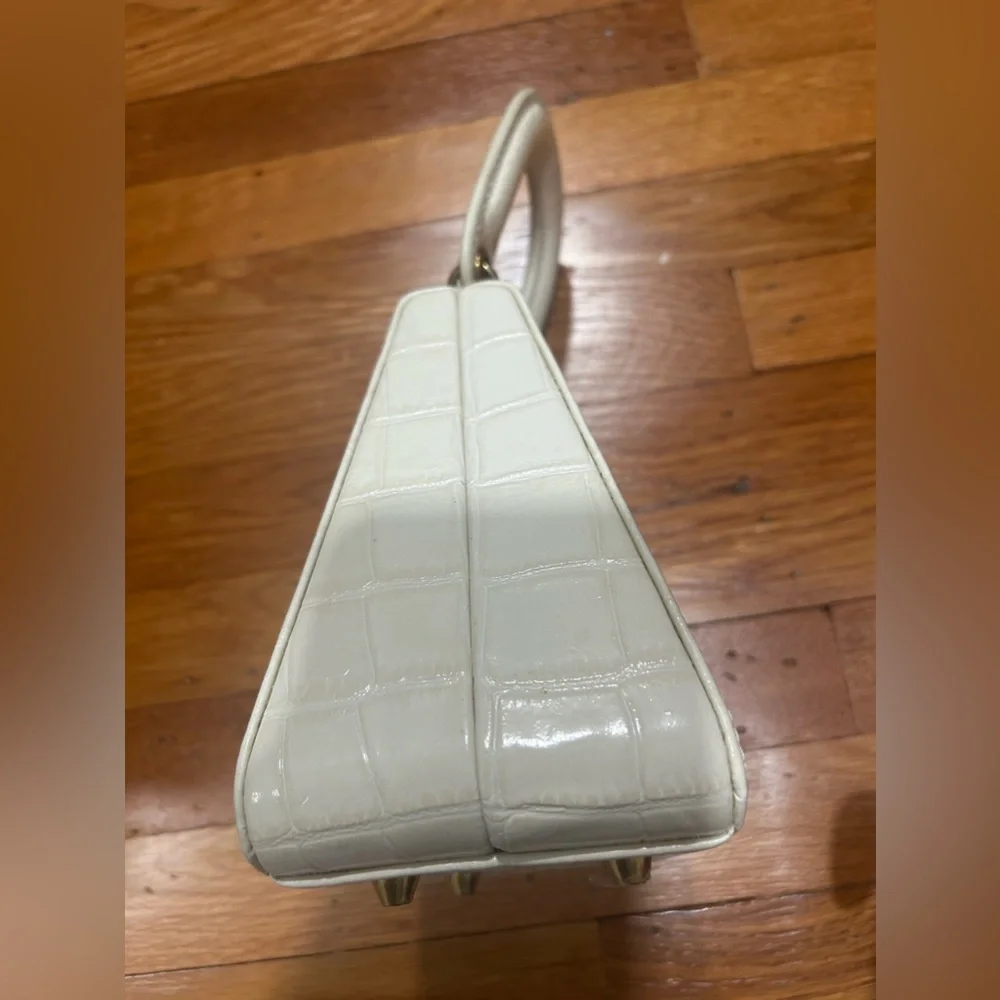 Staud croc embossed snap closure handbag NWOT - Picture 3 of 7